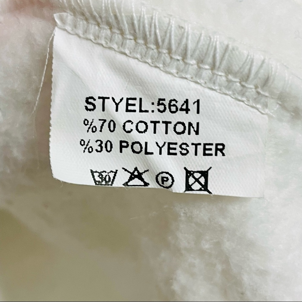NAS London England White and Pink Sweatshirt - Picture 7 of 7